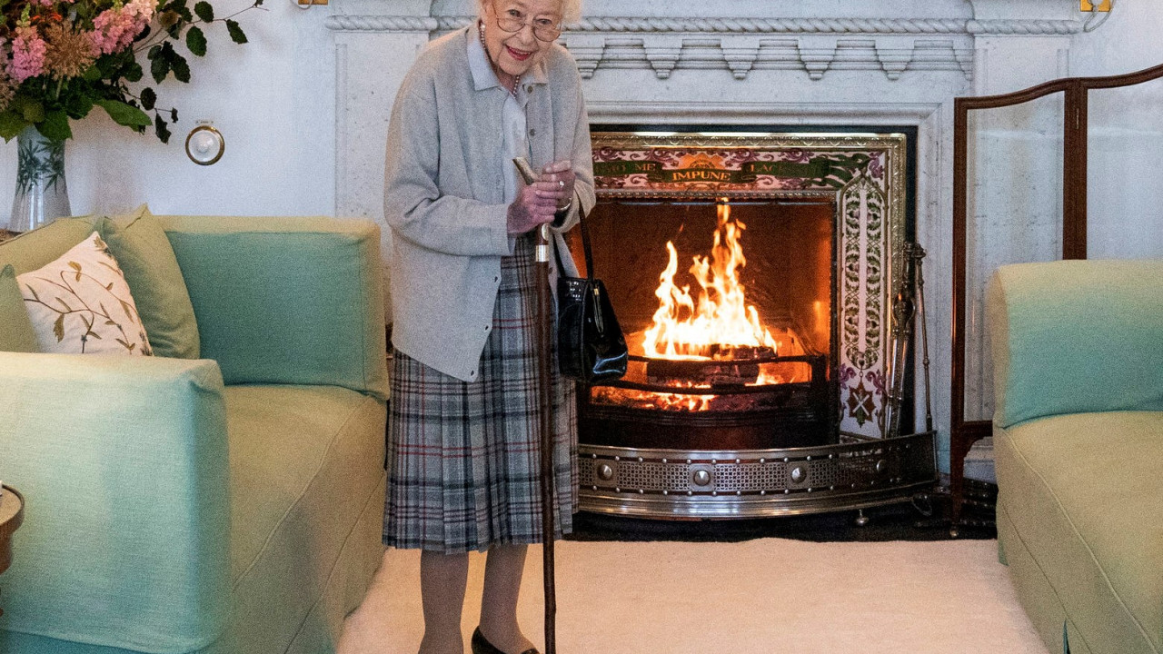 Η βασίλισσα Ελισάβετ ήταν φανατική της σειράς The Crown (Το Στέμμα) αλλά όχι ο Φίλιππος